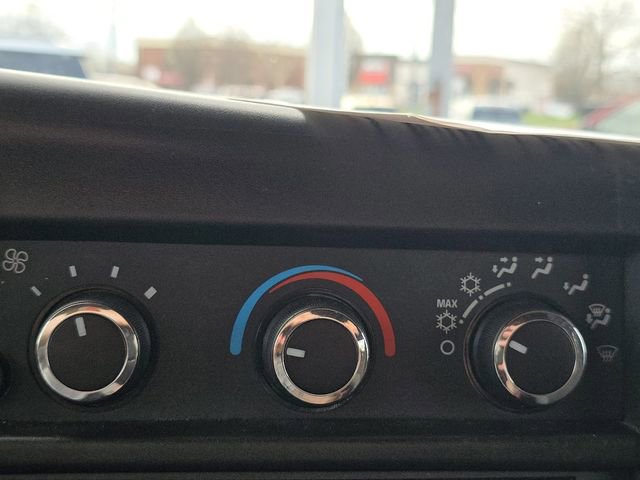 Used 2024 Chevrolet Express 2500 w/ Driver Convenience Package image 26