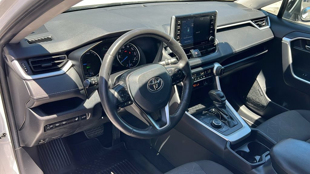 Used 2021 Toyota RAV4 XLE w/ Convenience Package AWD/4WD image 9