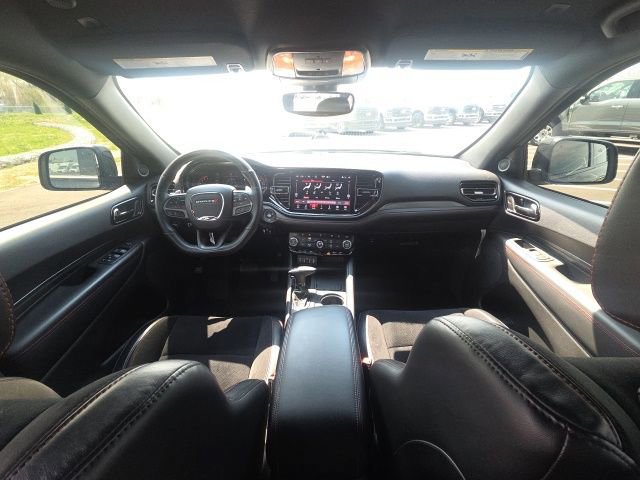 Used 2024 Dodge Durango R/T w/ Tow 'N Go Package AWD/4WD image 22