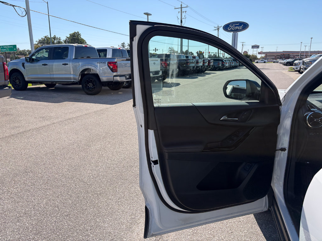 Used 2025 Chevrolet Equinox LT w/ Convenience Package II AWD/4WD image 12