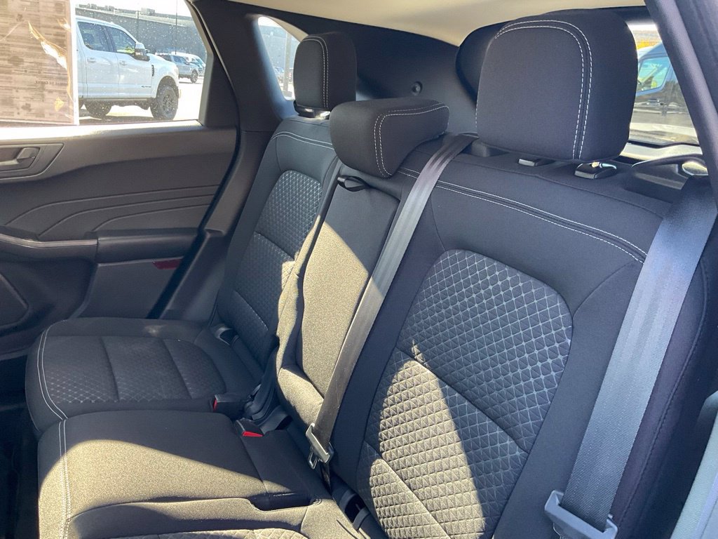 Certified 2023 Ford Escape Active AWD/4WD image 18