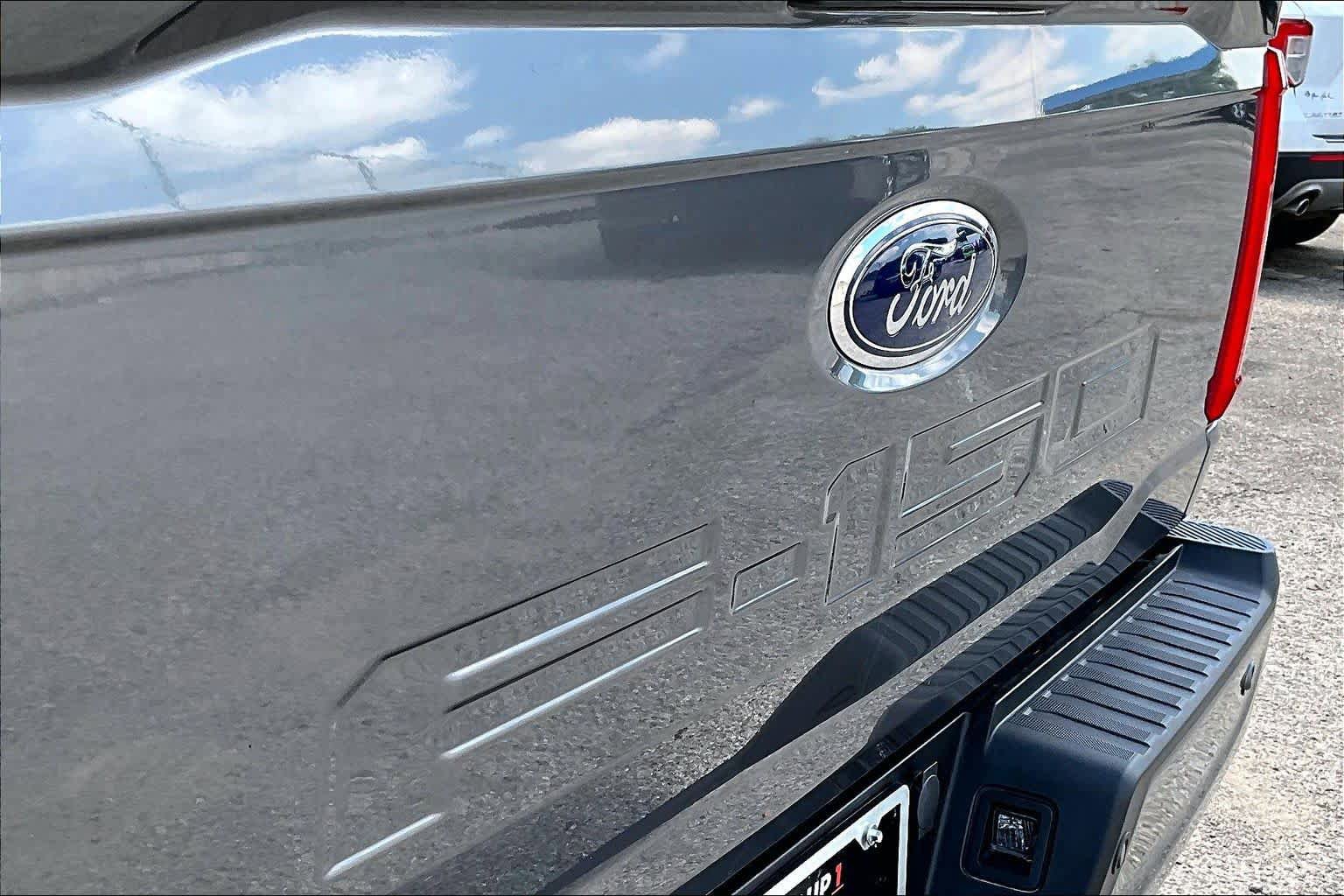 Certified 2021 Ford F150 Lariat w/ Equipment Group 502A High RWD image 12