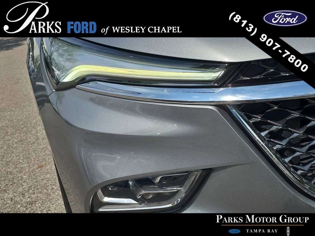 Used 2023 Buick Enclave Avenir w/ Avenir Technology Package AWD/4WD image 6