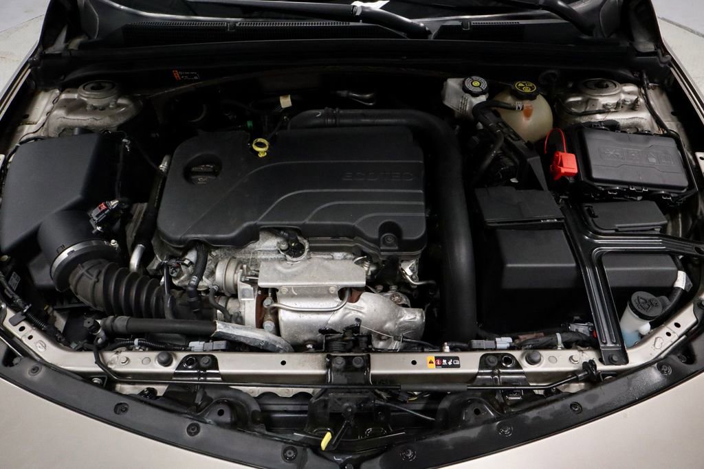 Used 2023 Chevrolet Malibu LT image 17