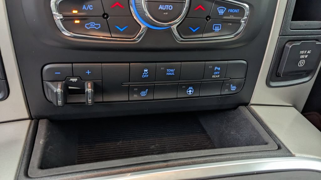 Used 2019 RAM 1500 Warlock AWD/4WD image 30