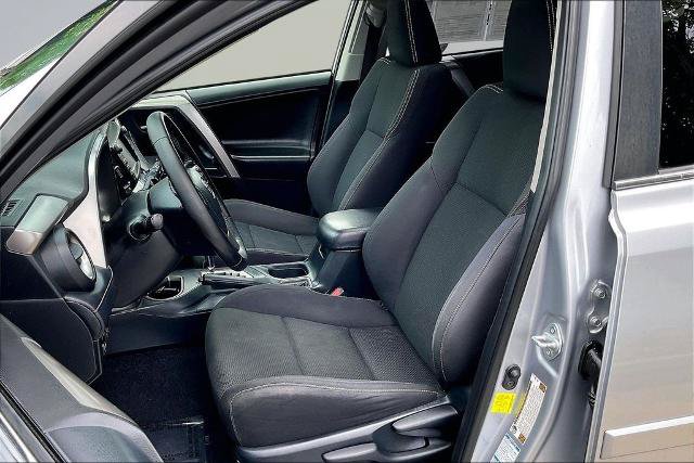 Used 2018 Toyota RAV4 XLE w/ Convenience Package AWD/4WD image 25