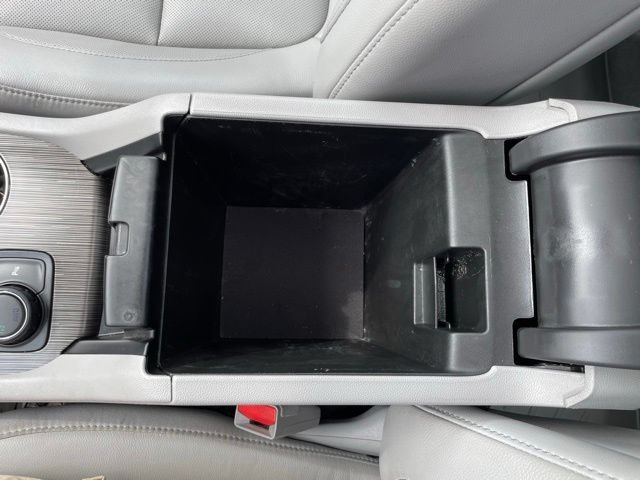 Used 2019 GMC Acadia SLT AWD/4WD image 24