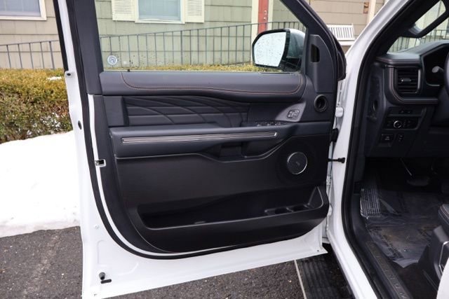 Certified 2023 Ford Expedition Max Platinum image 11
