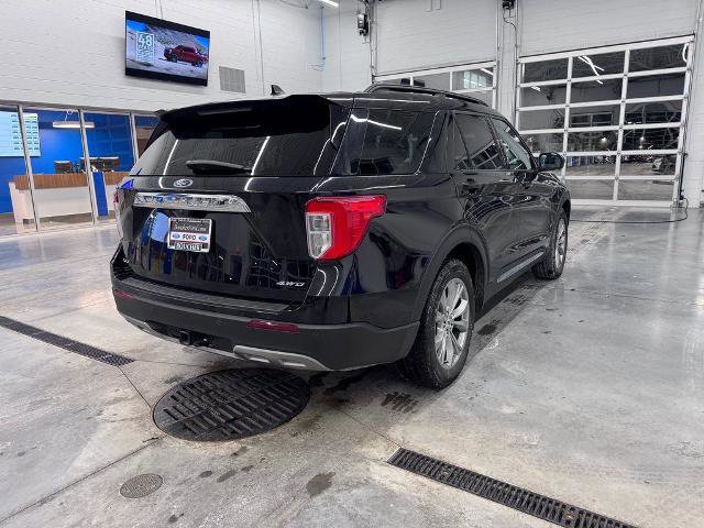 Certified 2023 Ford Explorer XLT w/ Equipment Group 202A image 3