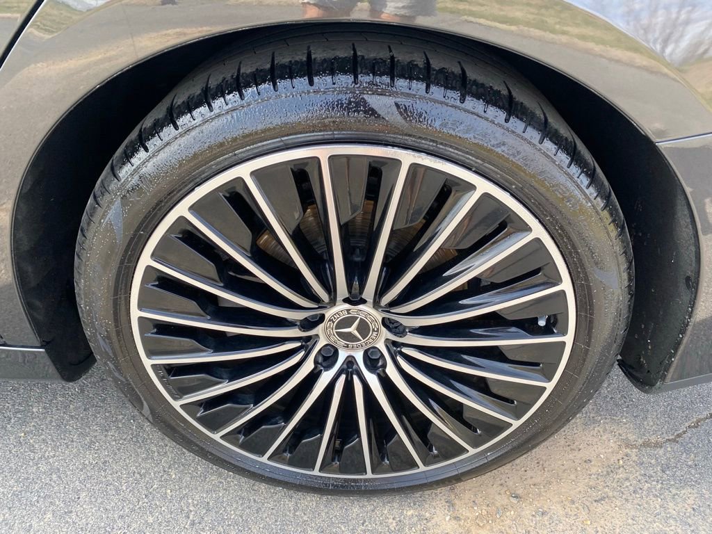 Used 2024 Mercedes-Benz E 350 4MATIC Sedan image 30