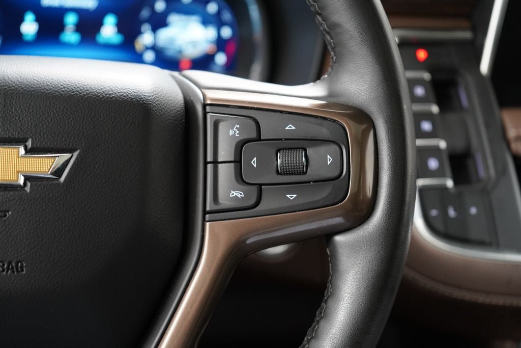 Used 2024 Chevrolet Suburban High Country AWD/4WD image 20