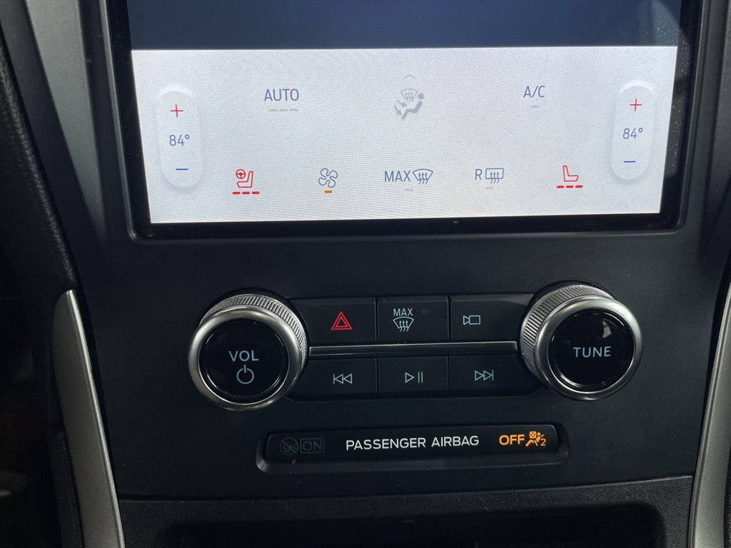 Certified 2023 Ford Edge ST-Line w/ Class II Trailer Tow Package image 53