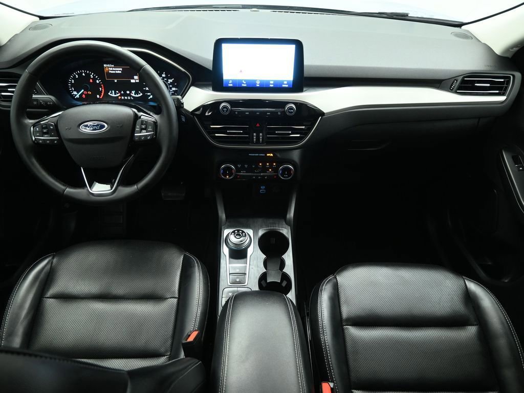 Certified 2022 Ford Escape SEL w/ Class II Trailer Tow Package image 48