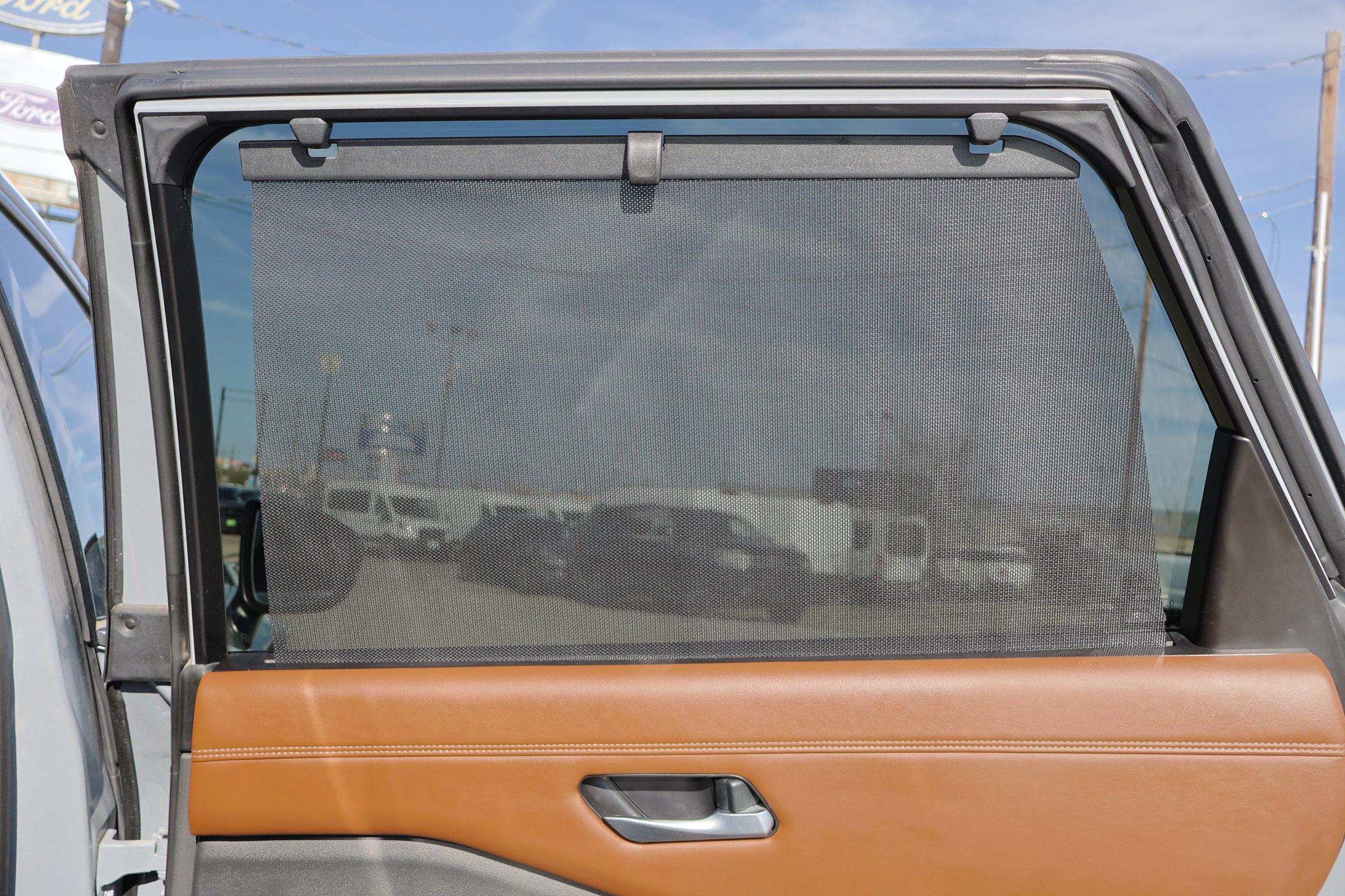 Used 2022 Nissan Pathfinder Platinum w/ Cargo Package image 40