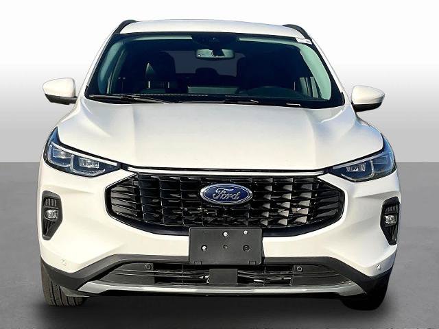 Certified 2024 Ford Escape Platinum AWD/4WD image 2