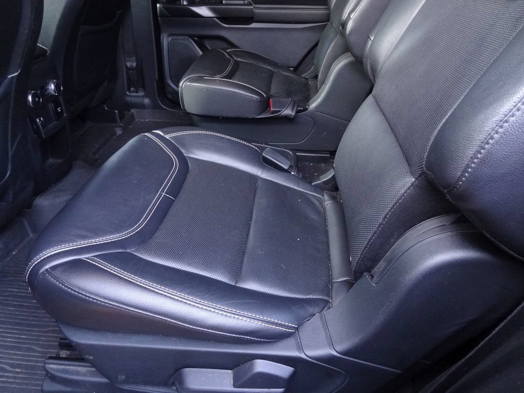 Certified 2020 Ford Explorer ST w/ Premium Technology Package AWD/4WD image 16