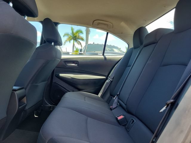 Used 2021 Toyota Corolla LE FWD image 12
