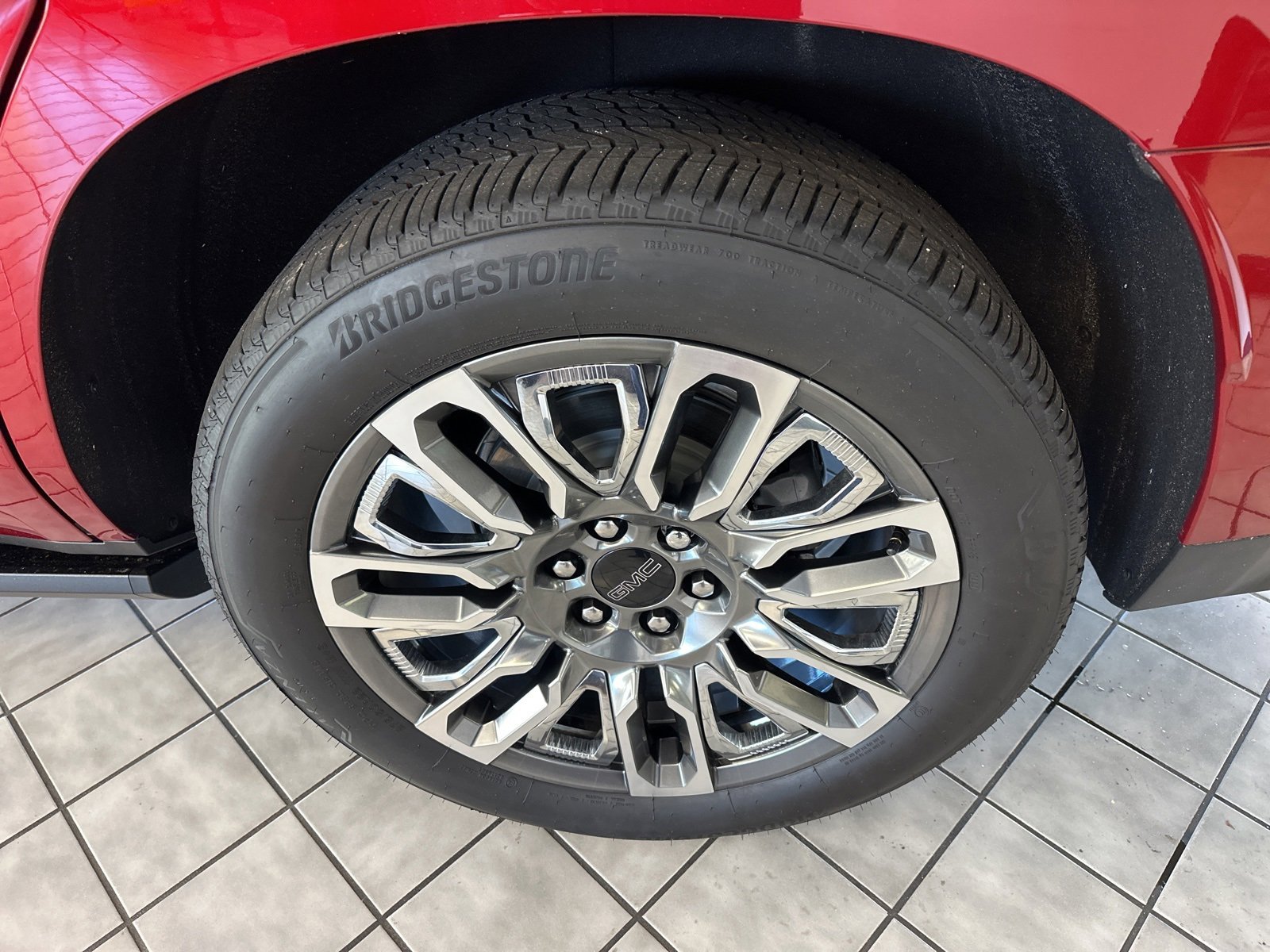 Used 2024 GMC Yukon Denali Ultimate w/ LPO, Floor Liner Package image 12