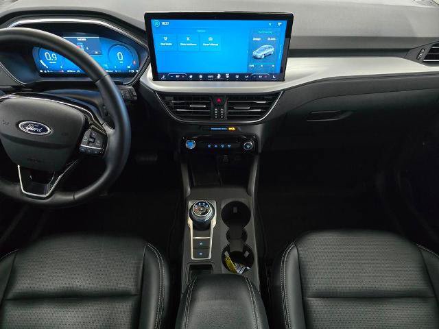 Certified 2025 Ford Escape Platinum AWD/4WD image 15