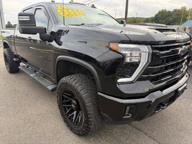 Used 2024 Chevrolet Silverado 2500 LT w/ Midnight Edition AWD/4WD image 1