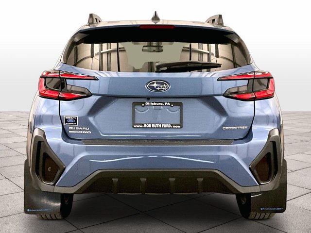 Used 2024 Subaru Crosstrek 2.0i Premium AWD/4WD image 4