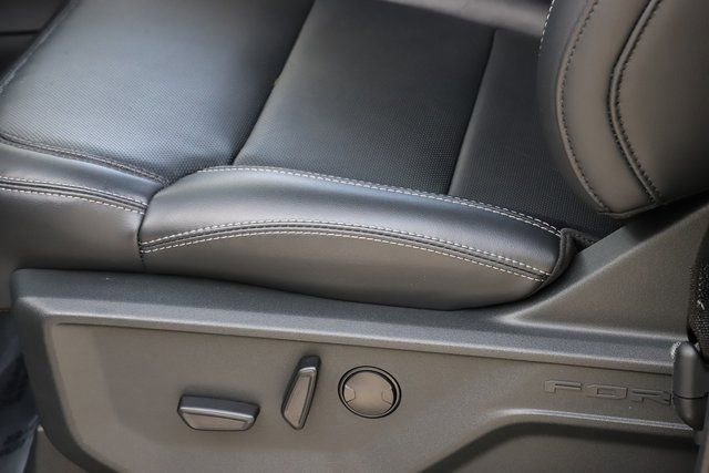 Certified 2025 Ford Expedition Platinum w/ Driver's Package image 23