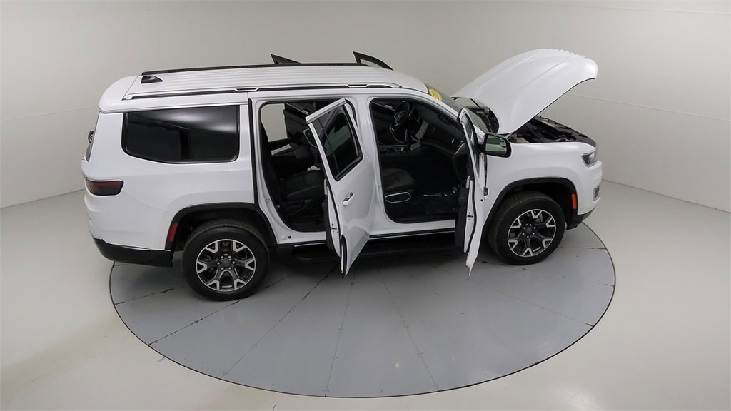 Used 2024 Jeep Wagoneer Series III image 53
