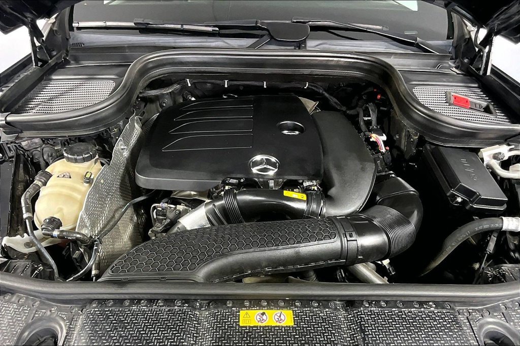 Used 2022 Mercedes-Benz GLE 350 w/ Premium Package image 9
