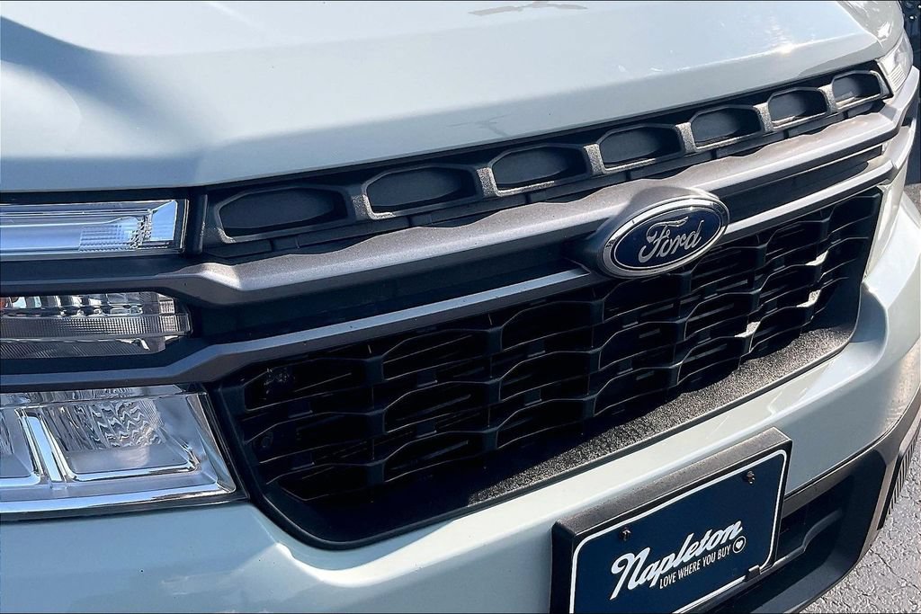Certified 2024 Ford Maverick XLT w/ XLT Luxury Package FWD image 30