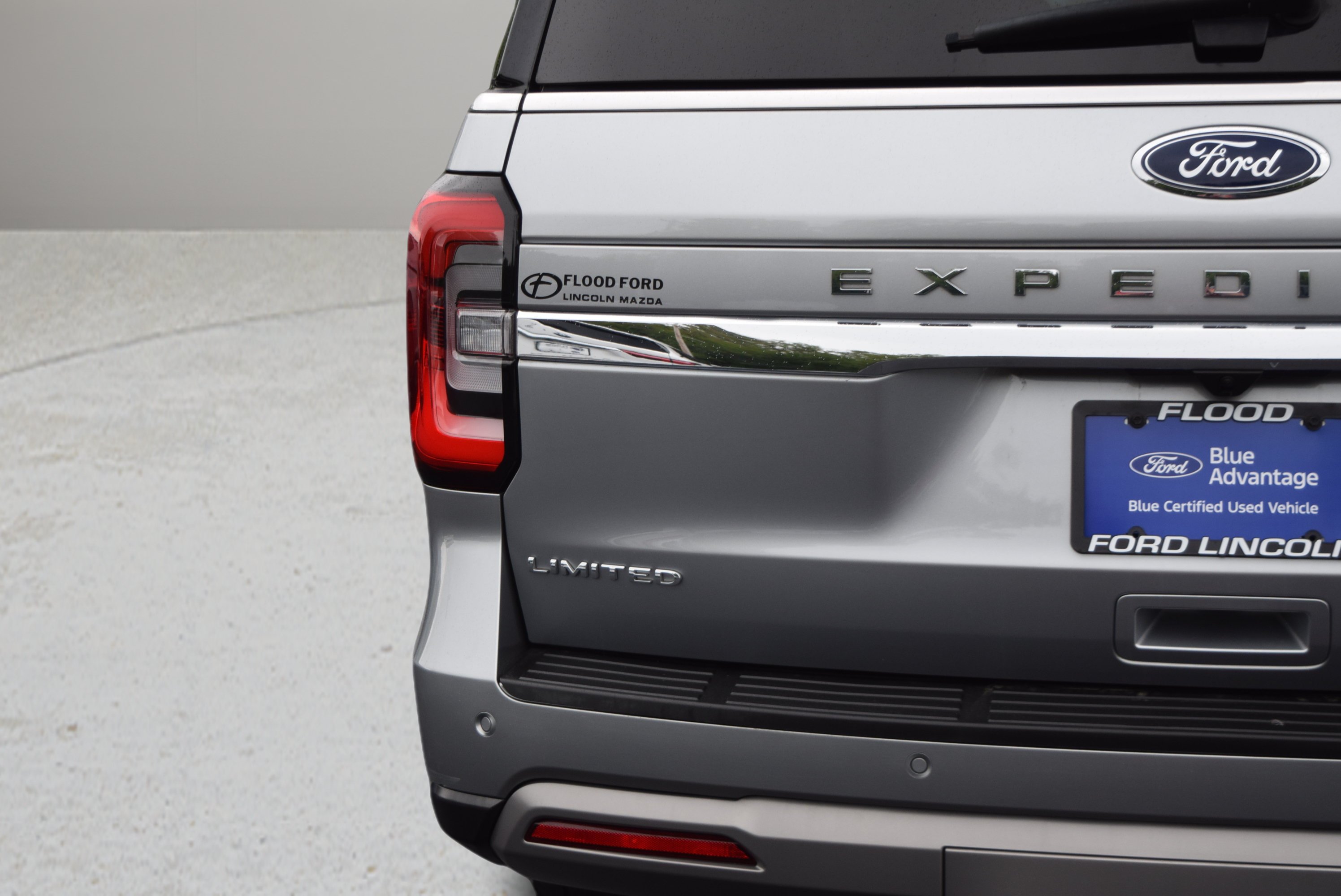 Certified 2022 Ford Expedition Limited AWD/4WD image 6