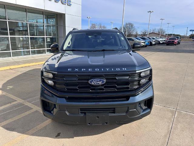 Certified 2025 Ford Expedition Active image 7