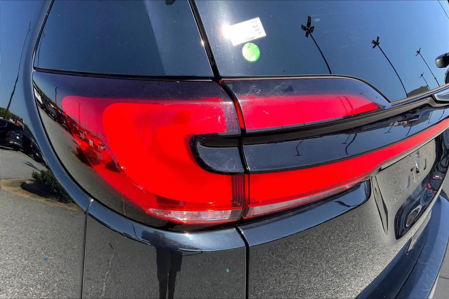 Used 2025 Chrysler Pacifica Select FWD image 27