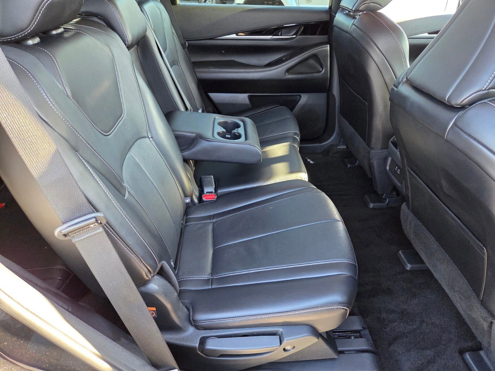 Used 2025 INFINITI QX60 Pure FWD image 16