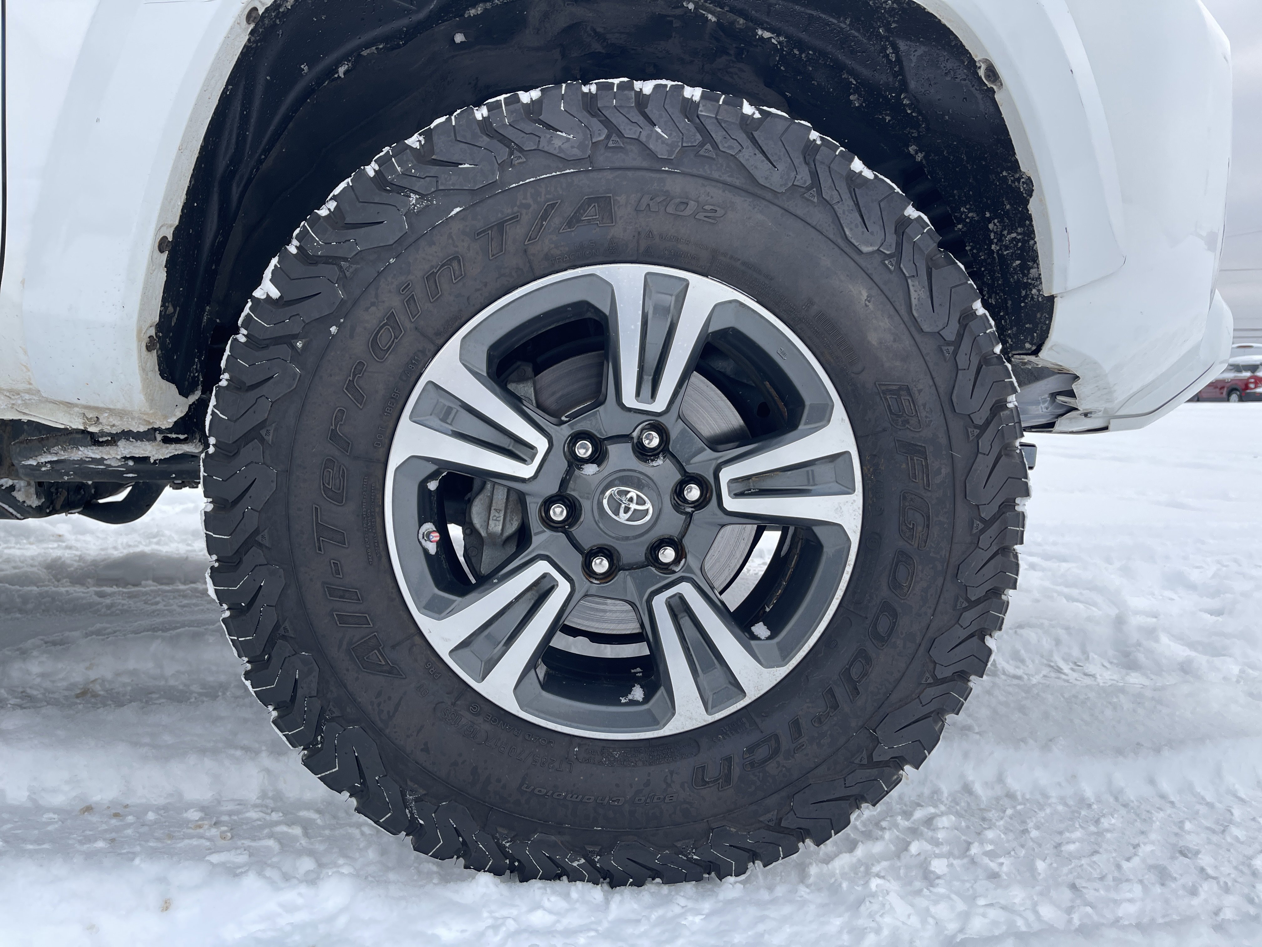 Used 2019 Toyota Tacoma TRD Sport image 22