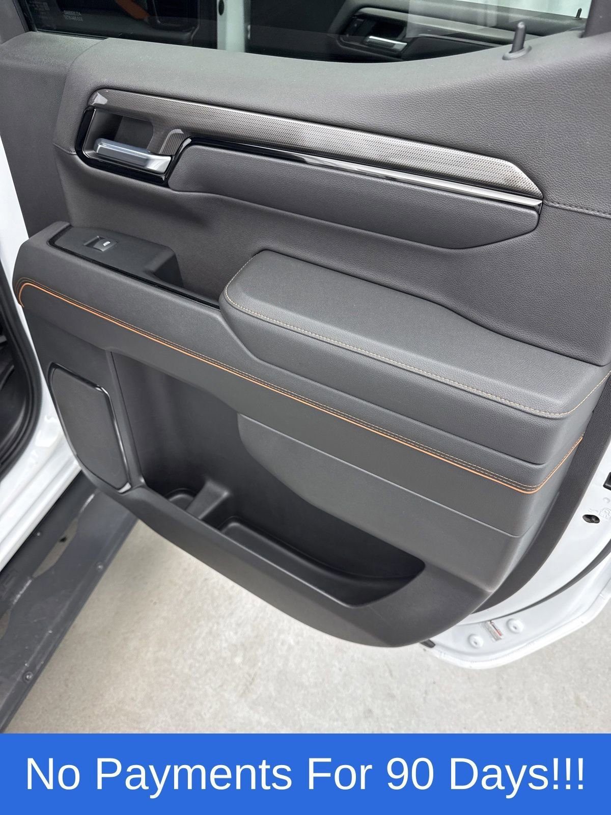 Used 2022 GMC Sierra 1500 AT4 w/ Technology Package AWD/4WD image 38