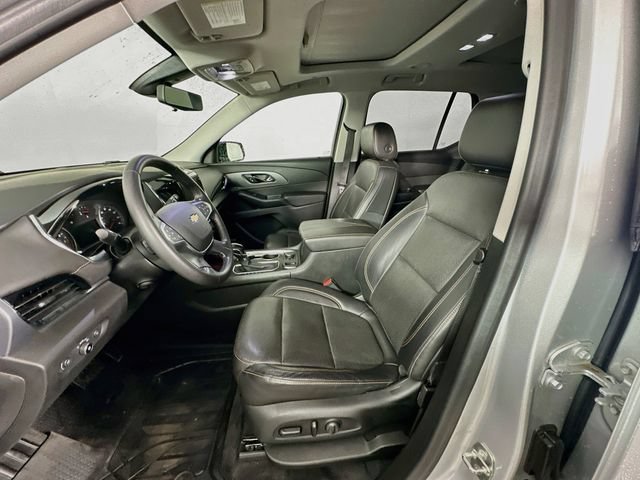 Used 2021 Chevrolet Traverse Premier w/ Redline Edition FWD image 29