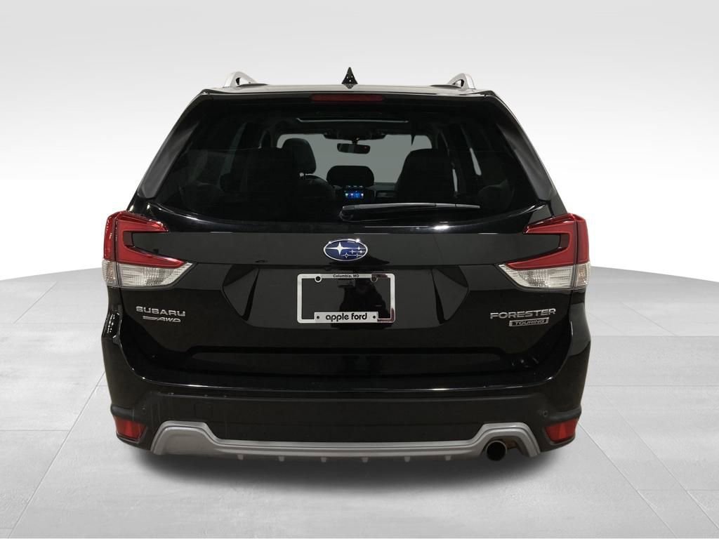 Used 2023 Subaru Forester Touring image 3