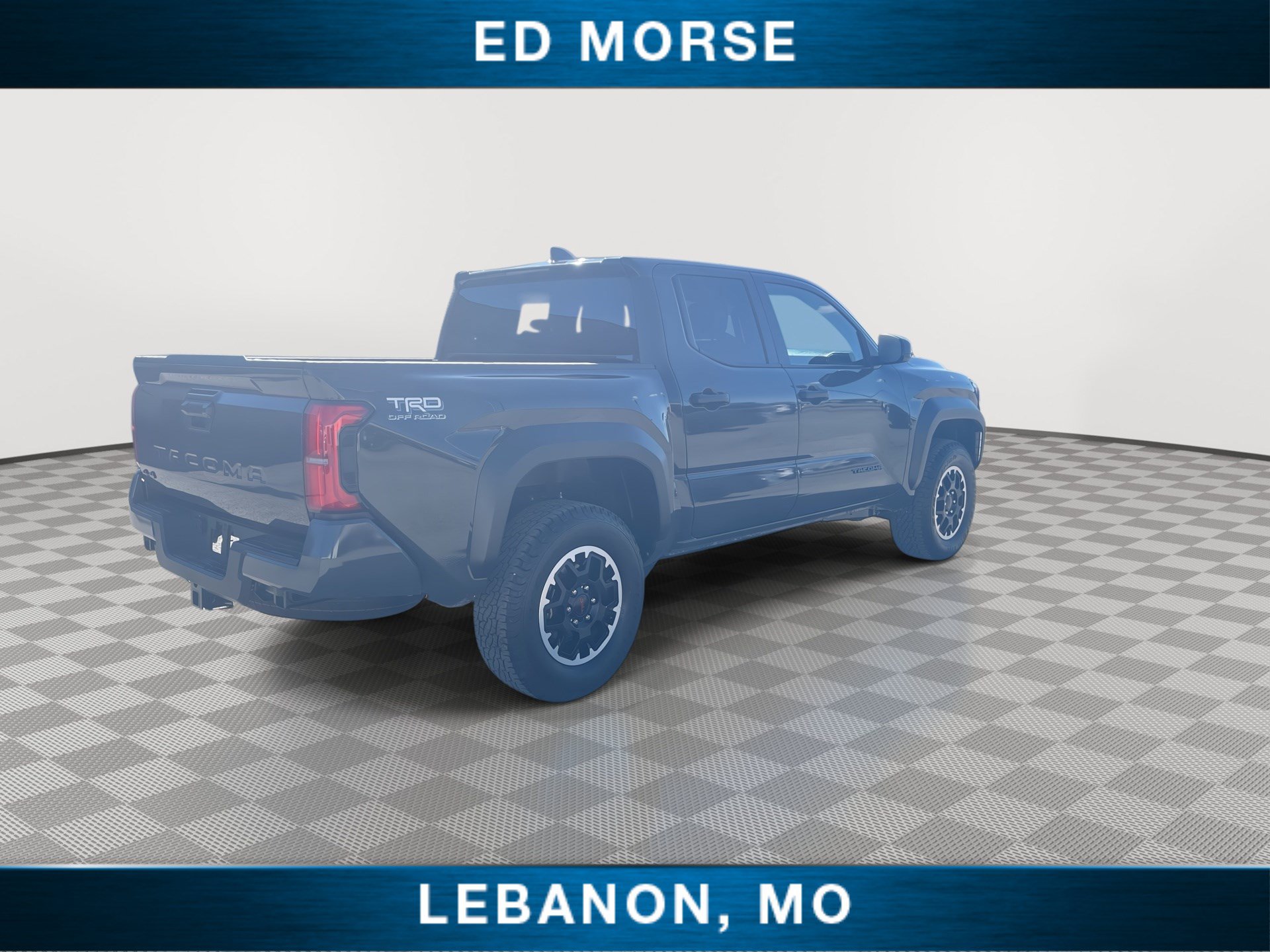 Used 2025 Toyota Tacoma TRD Off-Road AWD/4WD image 8