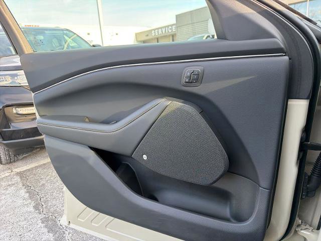 Certified 2025 Ford Mustang Mach-E Premium image 23