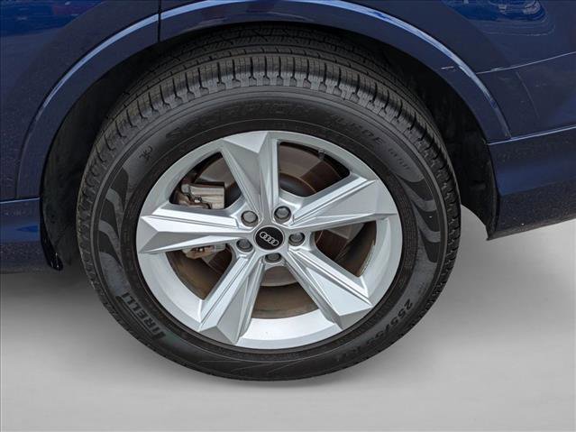 Used 2022 Audi Q7 3.0T Premium AWD/4WD image 26