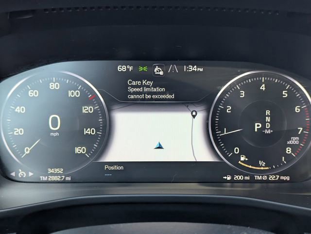 Used 2021 Volvo XC40 T5 R-Design w/ Protection Package Premier image 24