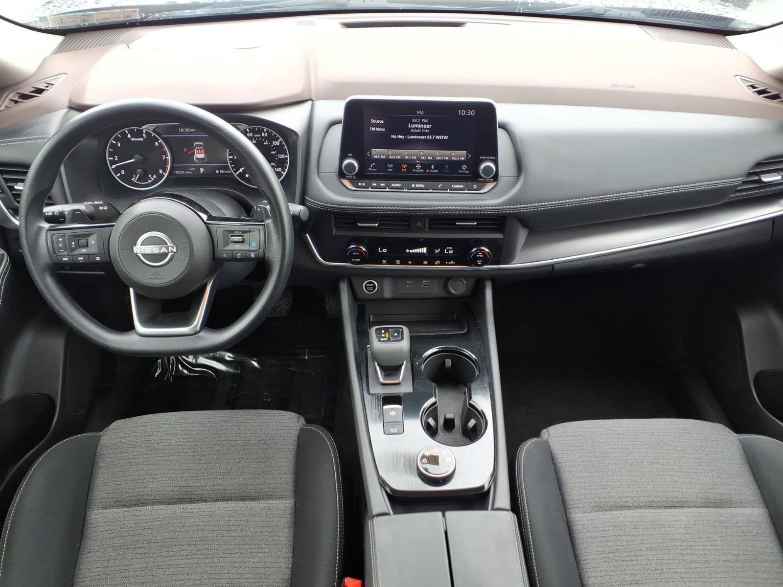 Used 2023 Nissan Rogue SV AWD/4WD image 13
