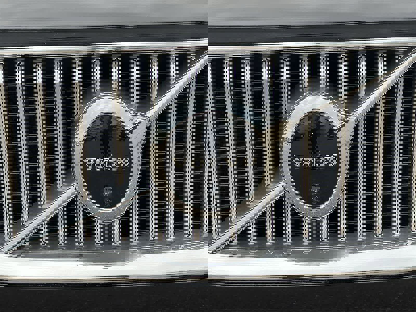 Used 2022 Volvo XC90 T6 Inscription w/ Advanced Package image 12