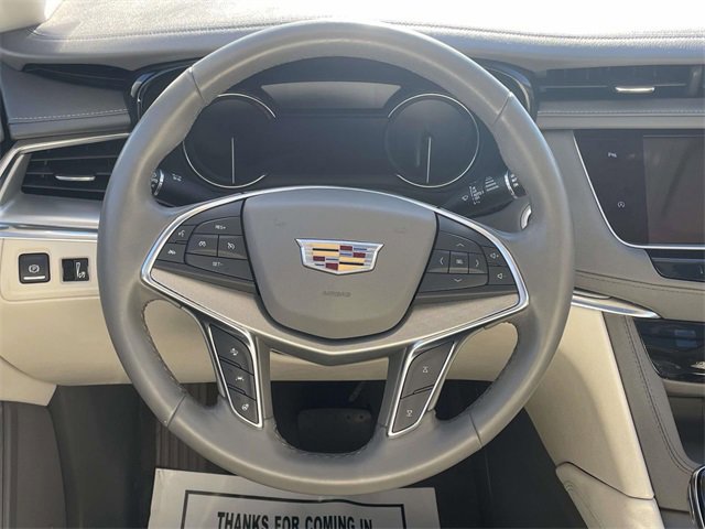 Used 2021 Cadillac XT5 Premium Luxury image 13