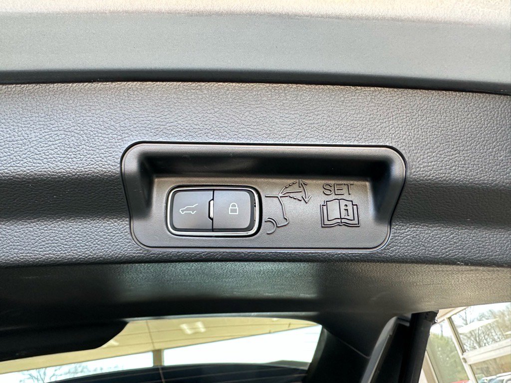 Certified 2024 Ford Explorer XLT w/ Equipment Group 202A image 26