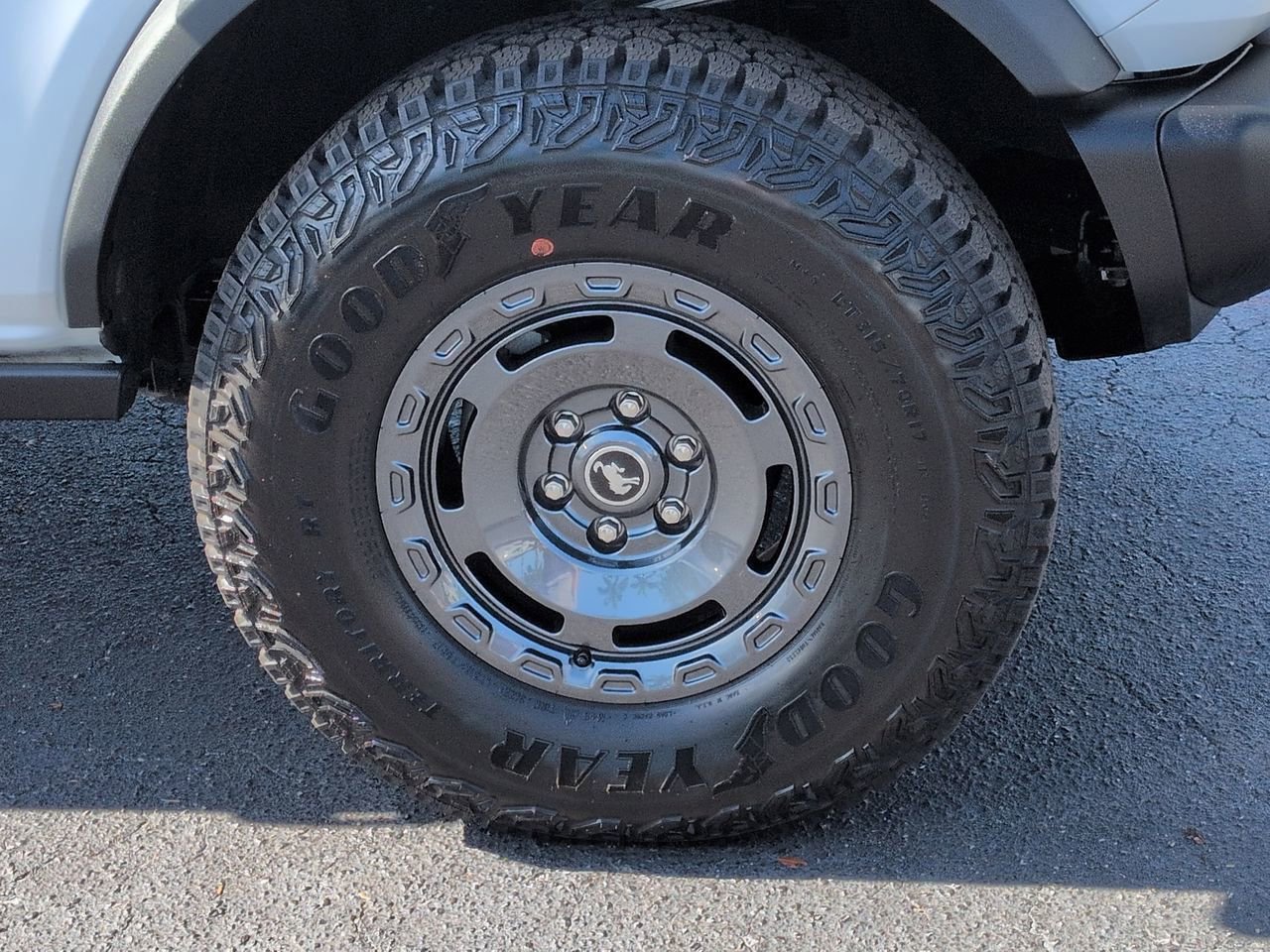 Certified 2025 Ford Bronco Badlands AWD/4WD image 10