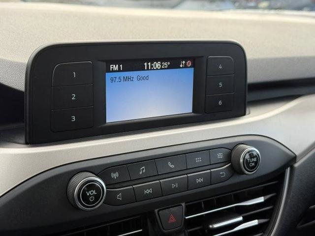 Certified 2022 Ford Escape S image 23