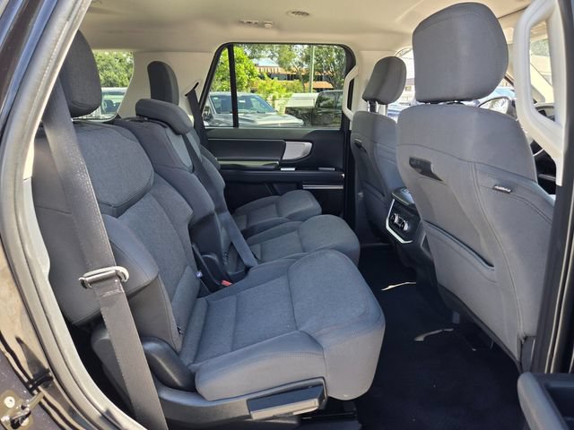 Certified 2025 Ford Expedition Active RWD image 18