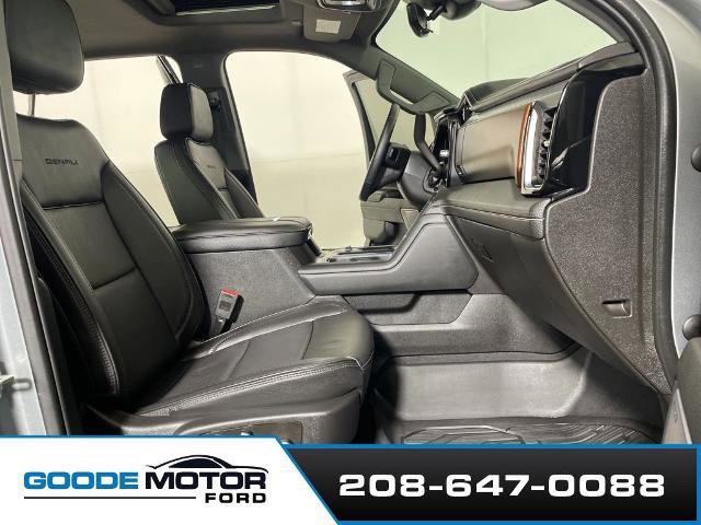 Used 2024 GMC Sierra 3500 Denali w/ Denali Reserve Package image 24