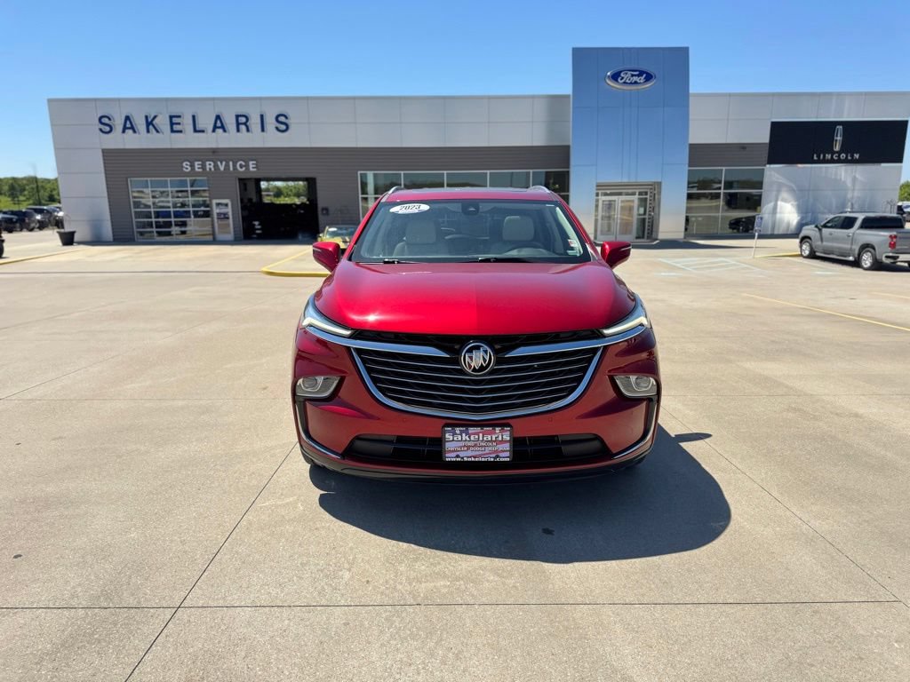 Used 2023 Buick Enclave Essence w/ Experience Buick Package AWD/4WD image 2